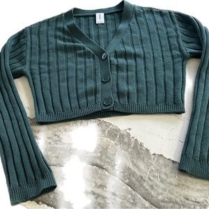 Long Sleeved Cropped Cardigan in Forest Green